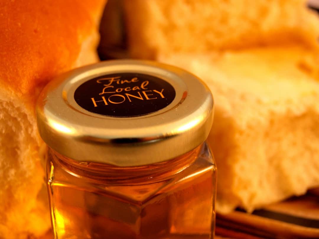 why-buy-local-honey-hudsonville-honey