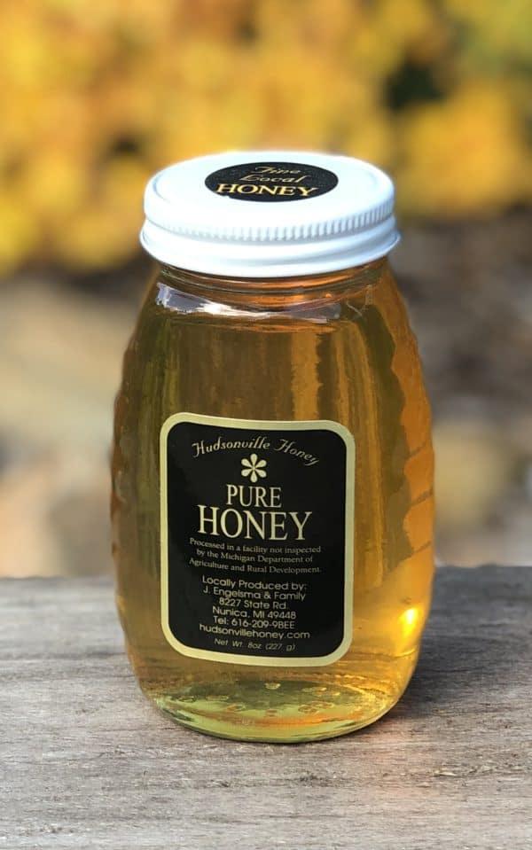 16oz raw honey in glass jar