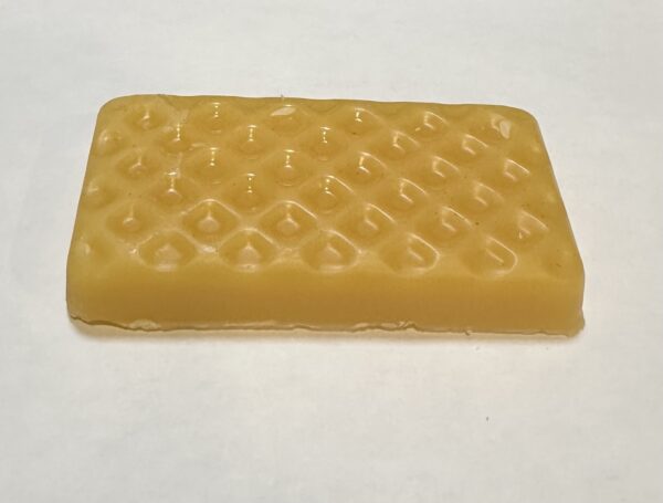 1.5 oz Beeswax Bar