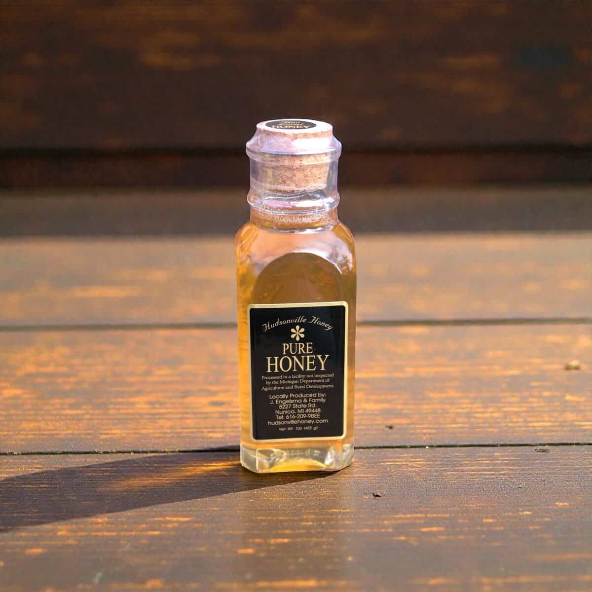 Premium Michigan Wildflower Honey (Vintage Muth Jar)